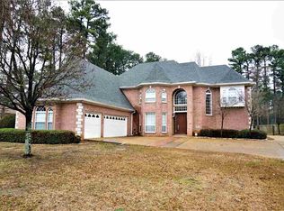 5907 Winchester Dr, Texarkana, TX 75503
