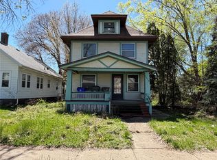 1529 6th Ave SE, Cedar Rapids, IA 52403