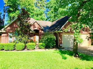 106 S Dreamweaver Cir, Spring, TX 77380