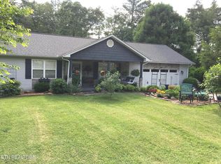 198 Southridge Cir, Crossville, TN 38555