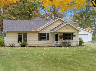 140 S Webster St, White Cloud, MI 49349