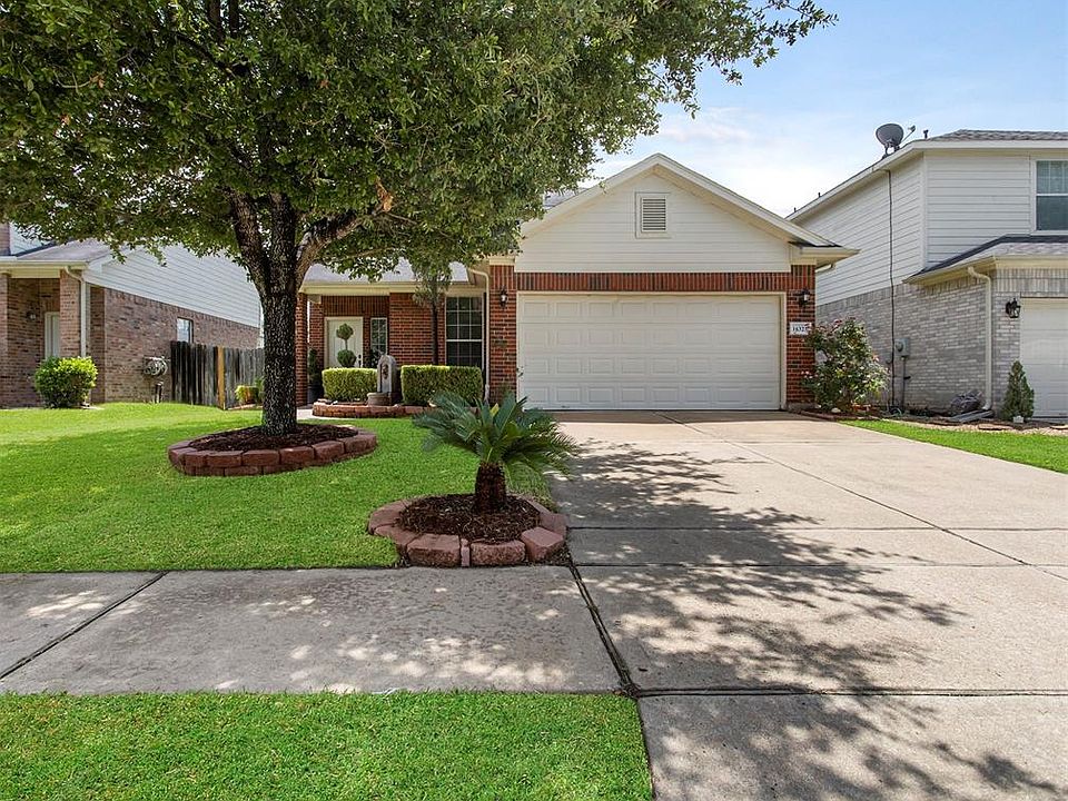 1st image of 16323 Goanna Ct