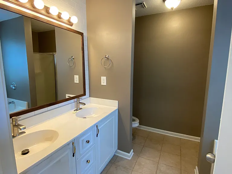 108 Fawnbrook Dr — Photo 20