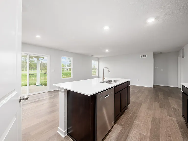 426 Emily Dr — Photo 21