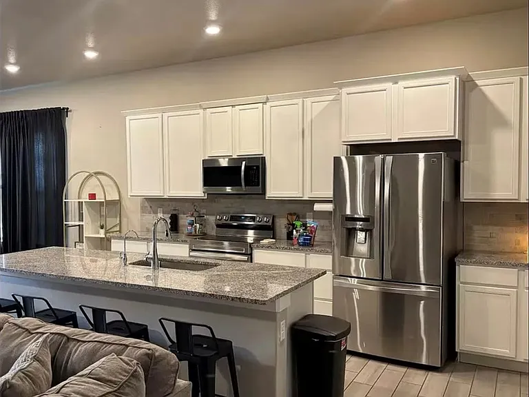 1322 Lantana Ct — Photo 4