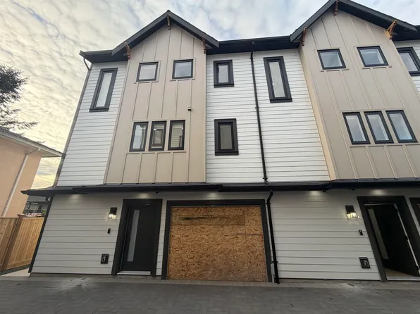 7087 Mary Ave #1, Burnaby, BC V5E 3K1