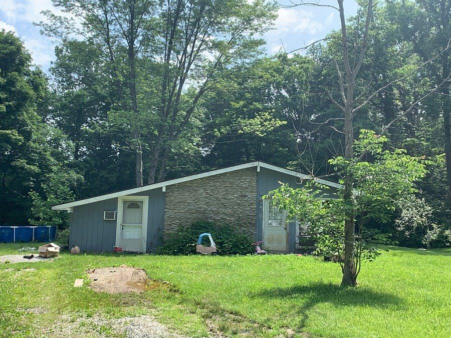 1st image of 190 S East Cherokee Dr