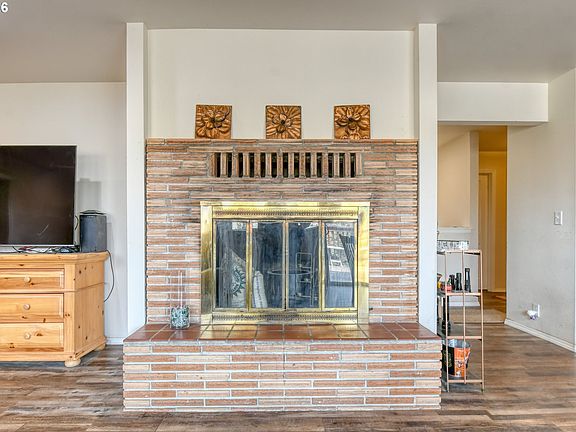 5th image of 73877 Caldwell Ln