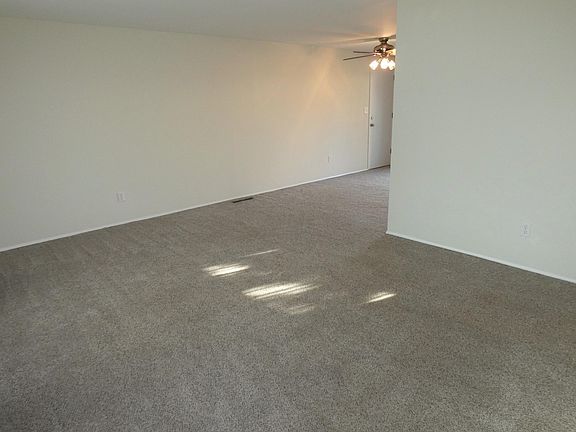 4th image of 5610 Madrid Dr