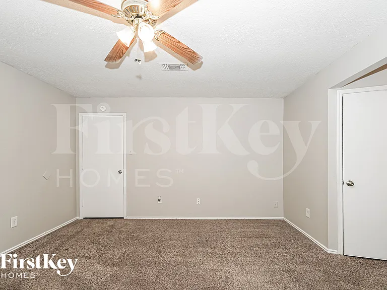 24119 Lone Elm Dr — Photo 13
