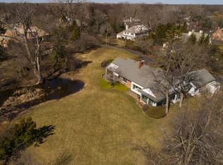 125 Thorntree Ln, Winnetka, IL 60093