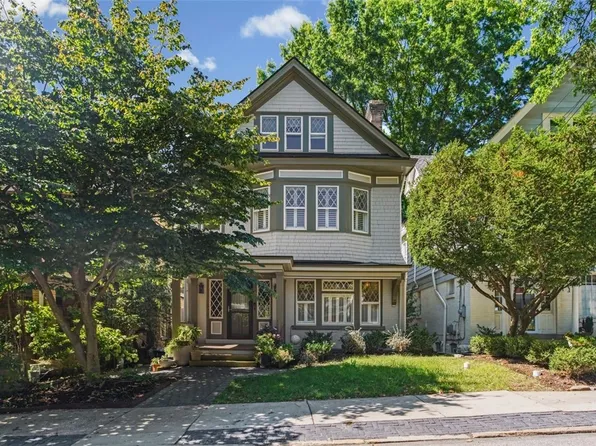 1144 Wightman St, Pittsburgh, PA 15217