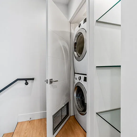 11837 Mayfield Ave #302 — Photo 13
