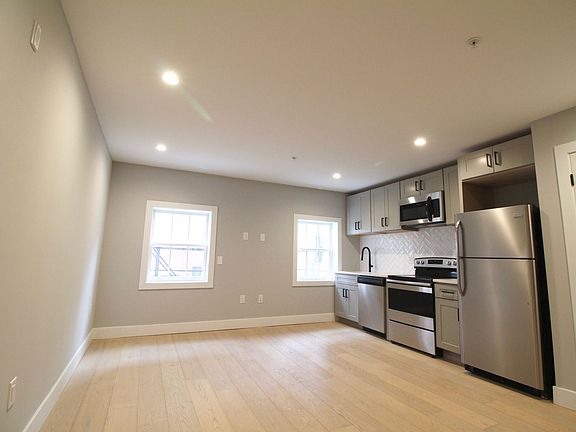 2nd image of 1707 Rittenhouse Sq #3R