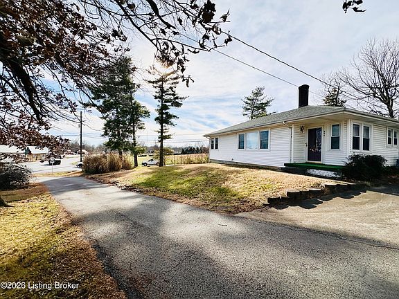 4th image of 904 Brandenburg Rd