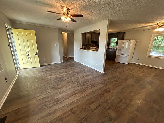 4th image of 246 Shiloh Rd