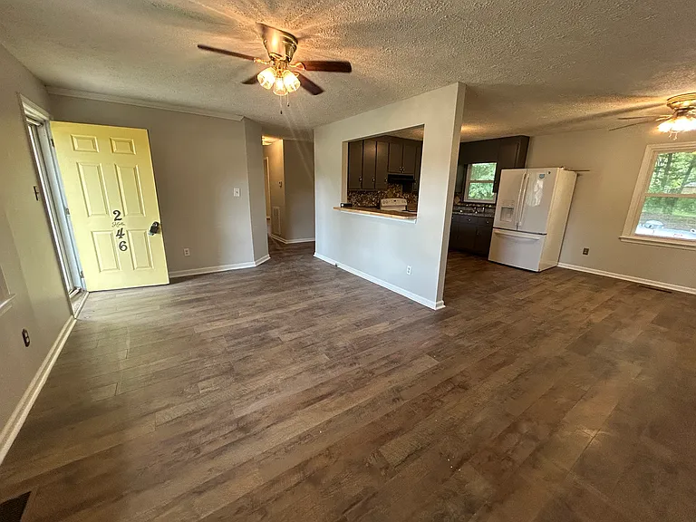 246 Shiloh Rd — Photo 4
