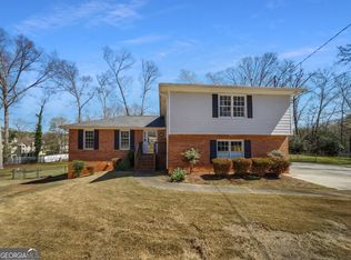 3186 Laurel Way, Snellville, GA 30078