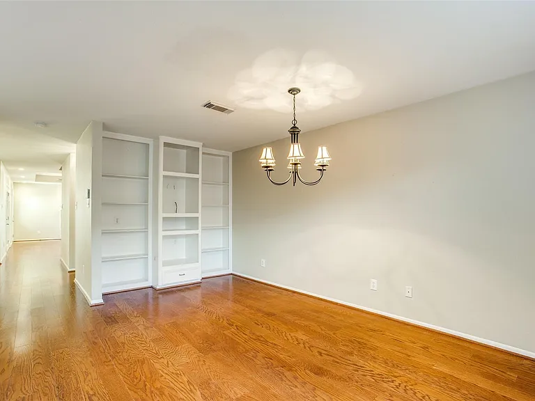 11658 Lakeside Park Dr #313 — Photo 19