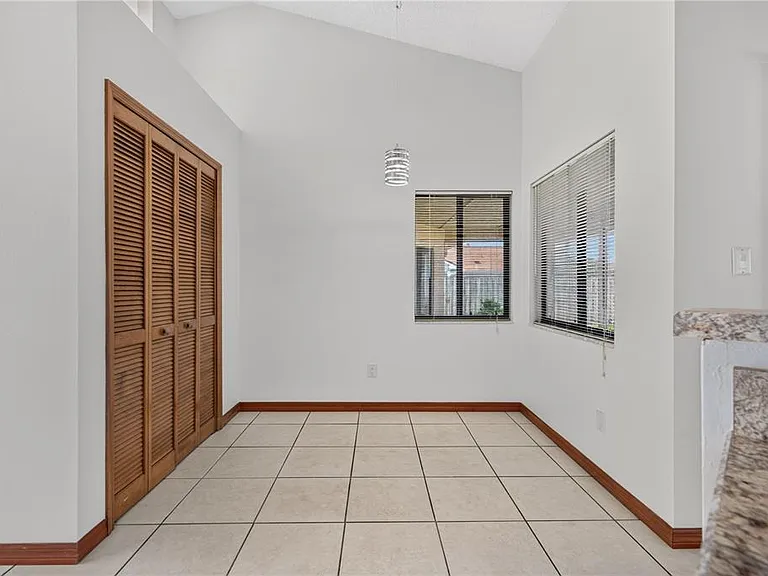 4059 Waterview Loop — Photo 15