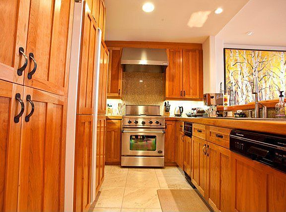 3rd image of 560 Mountain Village Blvd Unit 201