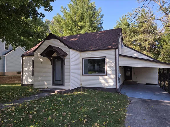 206 W Lewis St, Anna, IL 62906