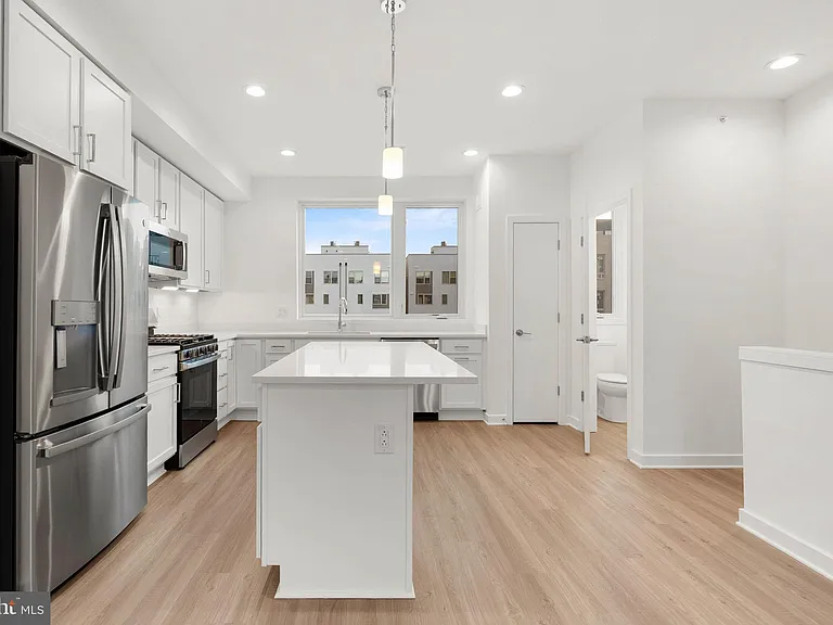 3000 Schirra Ln — Photo 2