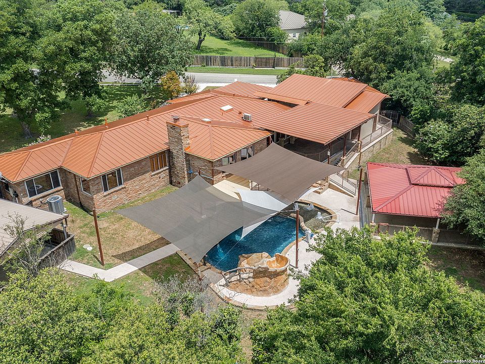 1st image of 270 E Skyview Dr