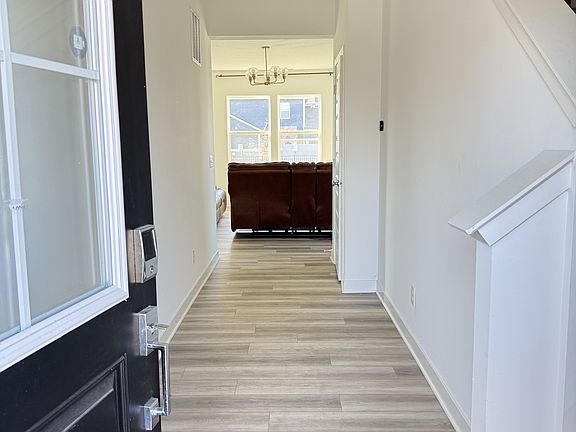 4th image of 19508 Beruna Way