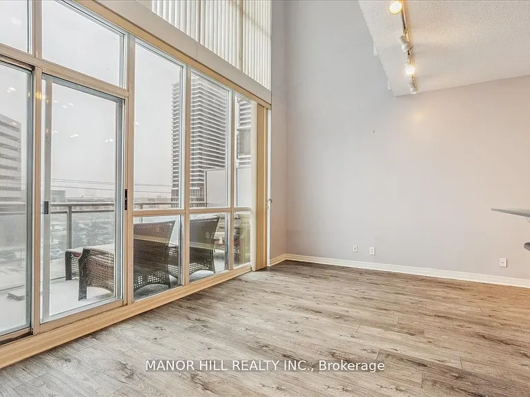 220 Burnhamthorpe Rd W #513 — Photo 11