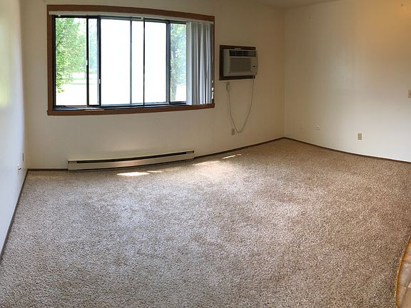 4th image of 817-821 36th Ave S #821-10