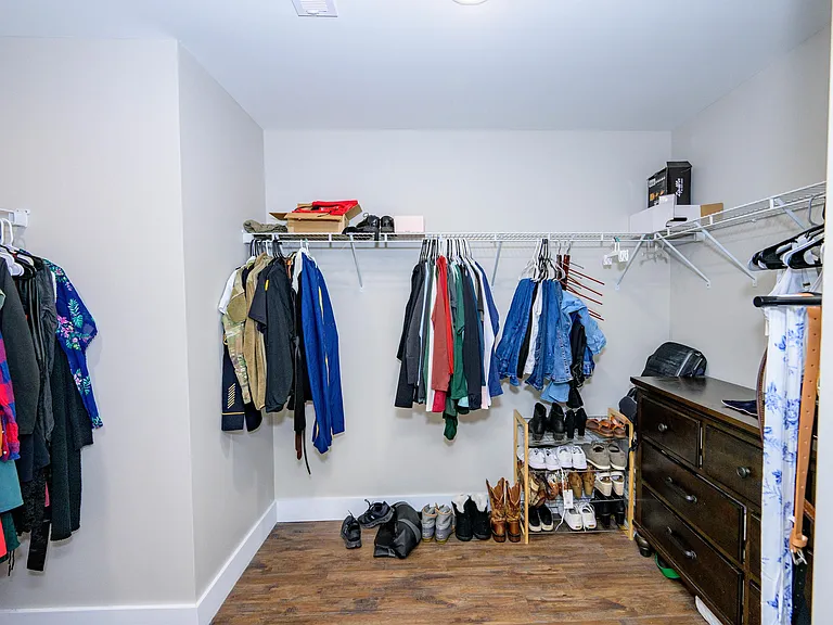 299 Hampton Rd — Photo 33