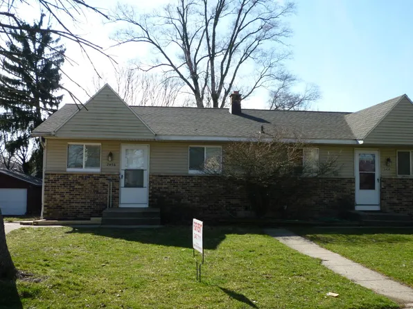 2456-2458 31st St SW, Wyoming, MI 49519