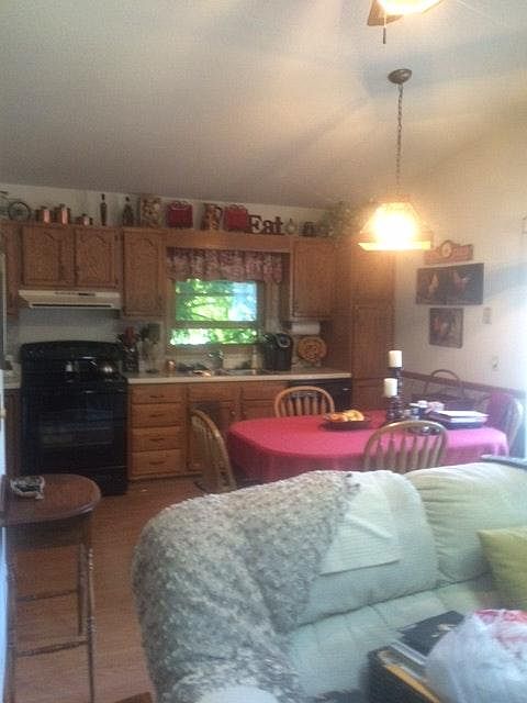 living room dining room area