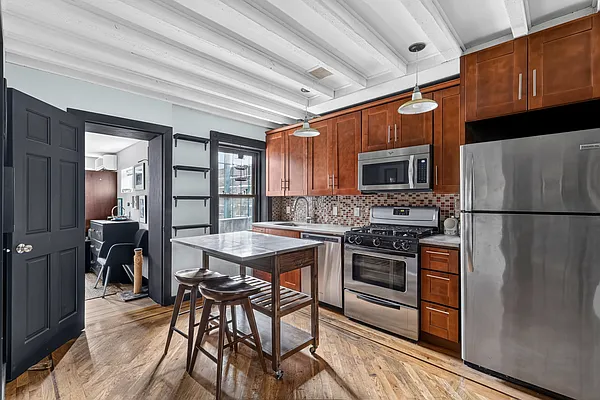 Kitchen, photo 1