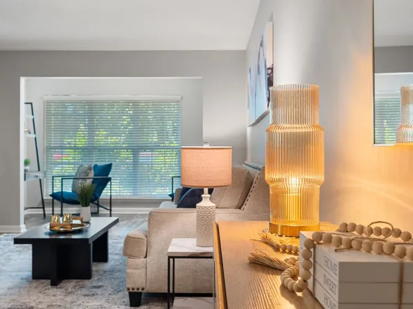 Summerlin Ridge Apartments