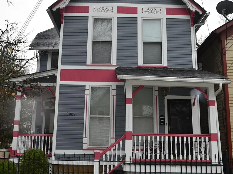 3909 Bridge Ave — Photo 1