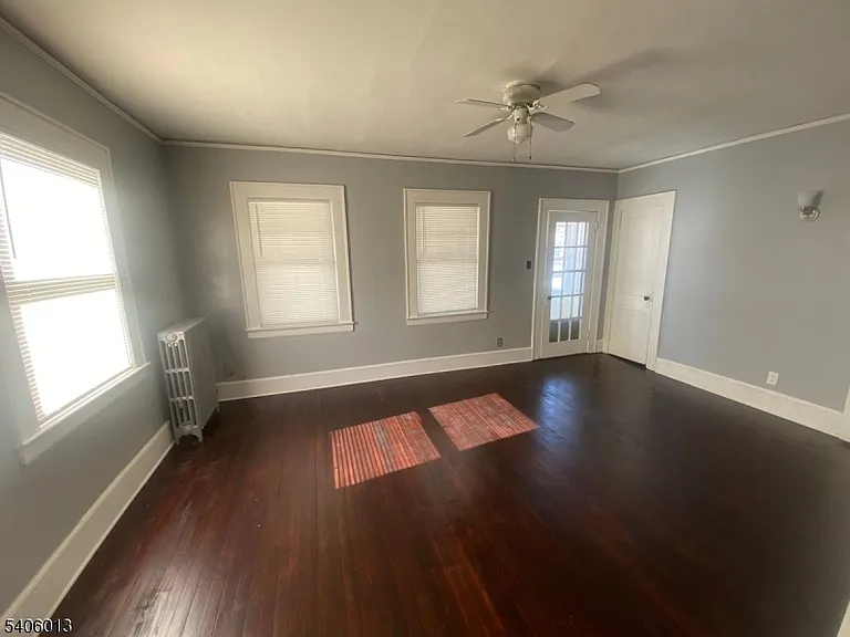 133 Willowdale Ave — Photo 8