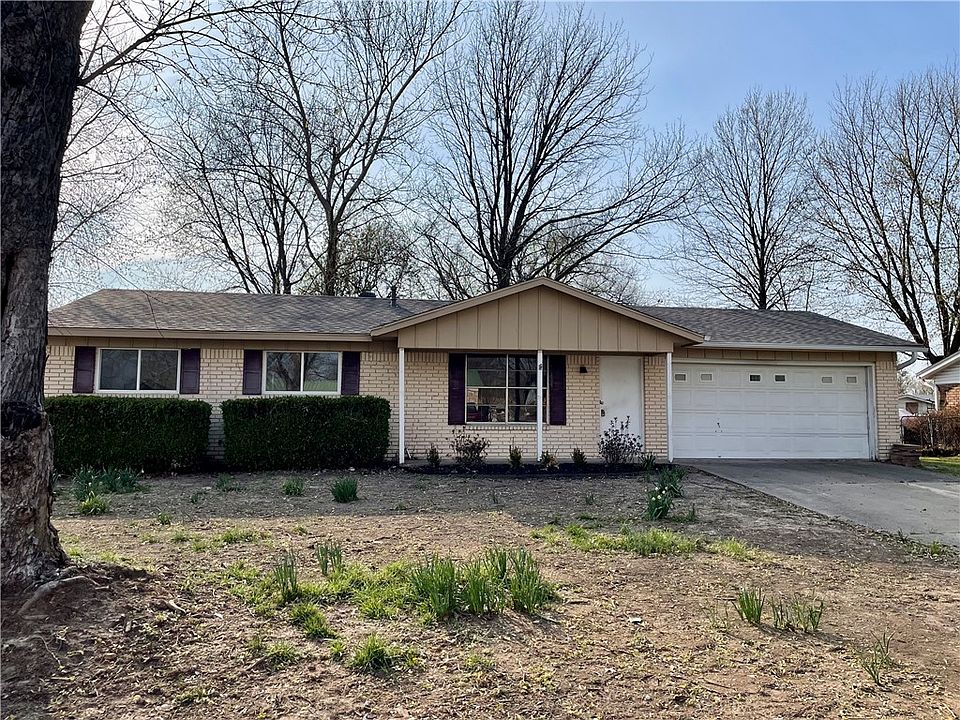 1st image of 1104 Letha Dr