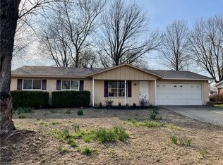 1104 Letha Dr, Springdale, AR 72762