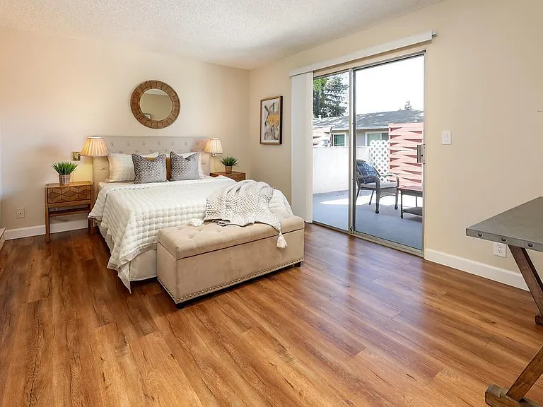 231 Easy St #9 — Photo 7