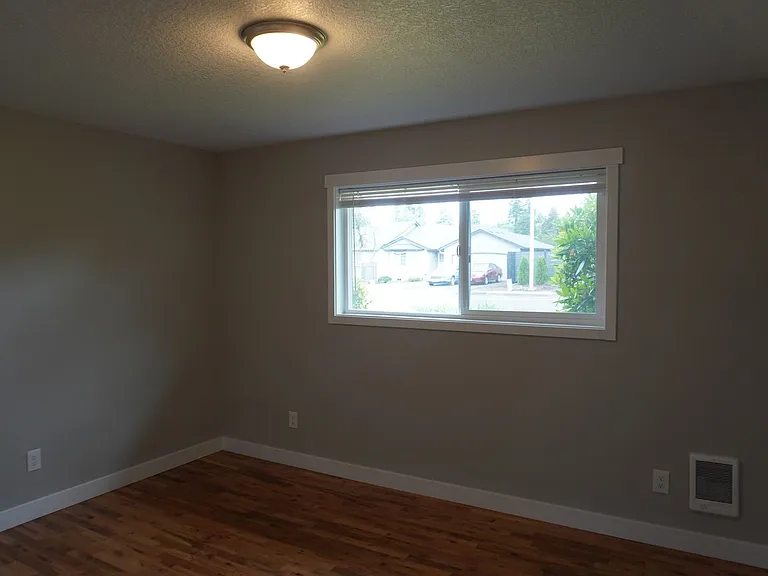 3702 NE 132nd Ave — Photo 6