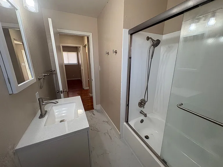 2-Lupine Way — Photo 6