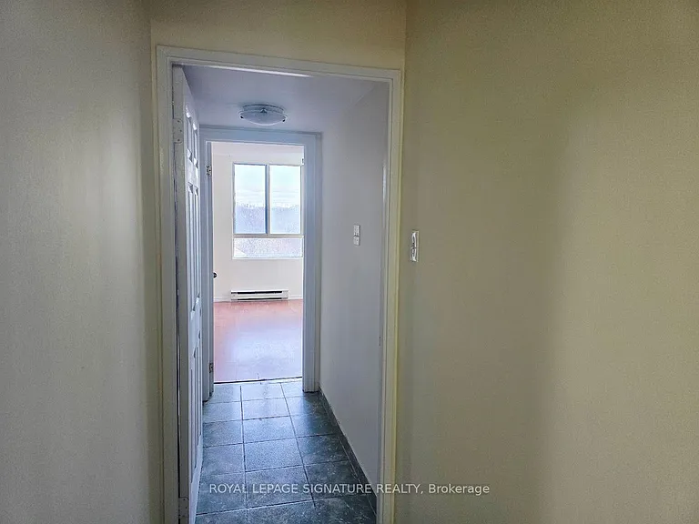 41 Markbrook Ln #213 — Photo 24