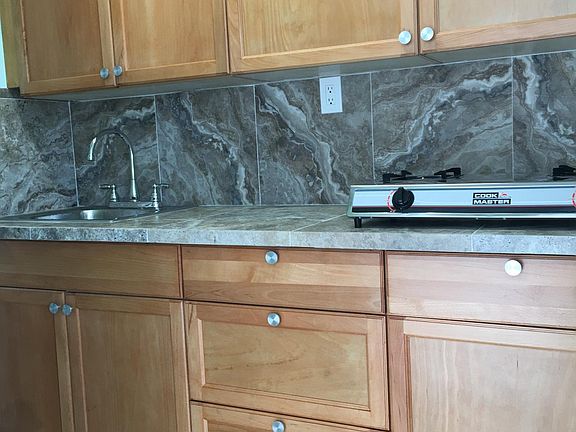 4th image of 1425 SW 129th Ct #1425