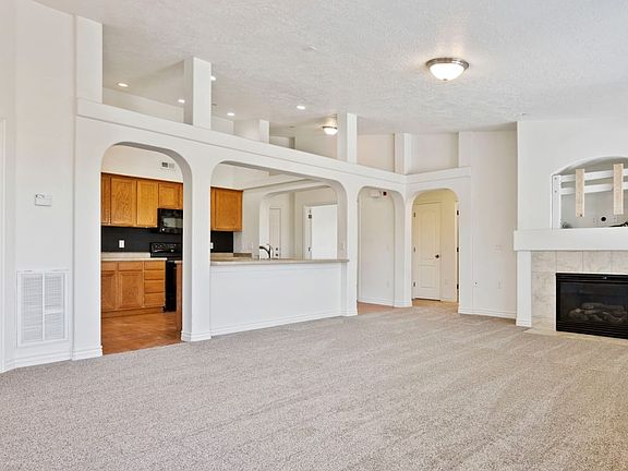 3rd image of 1261 W Dallin Dr APT 304
