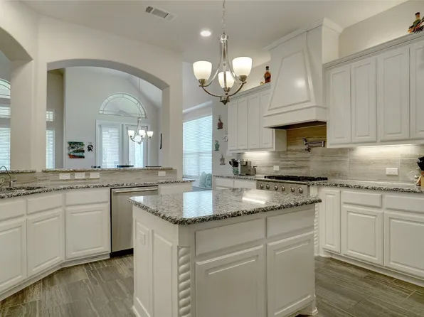 341 Tenison Trl, Trophy Club, TX 76262