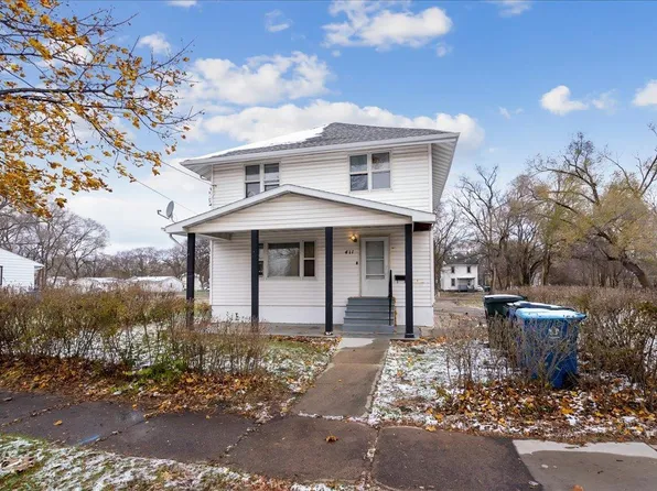 411 Sumner St, Waterloo, IA 50703