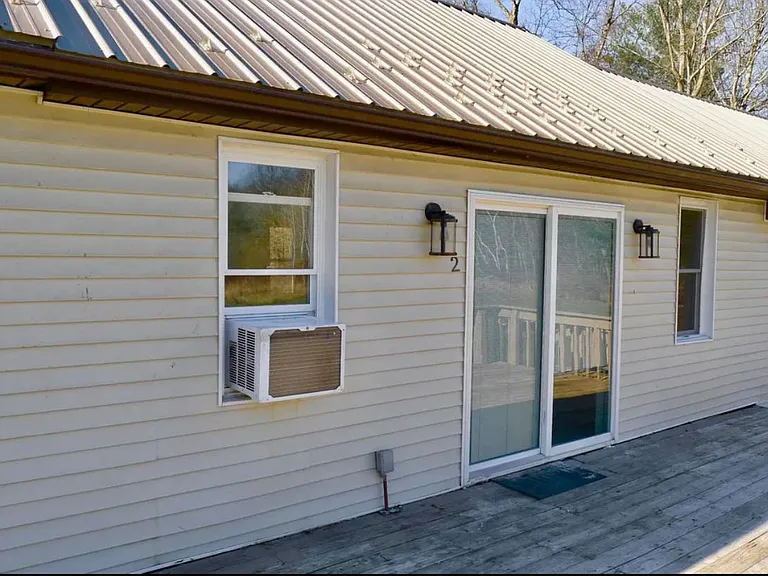 1094 Mountain Ave #2 — Photo 3