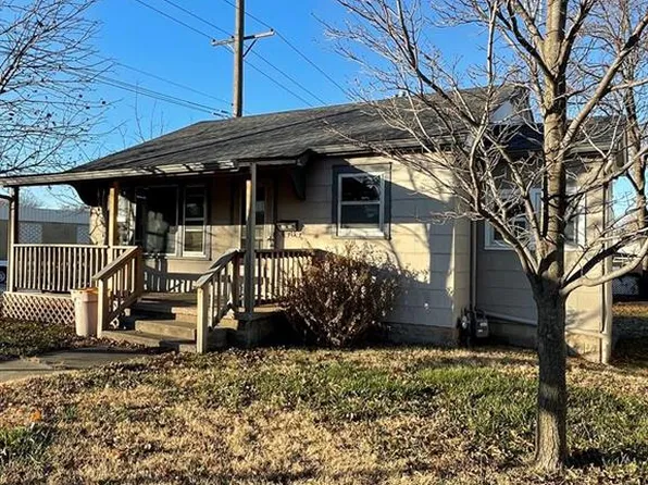 1316 W Main St, Chanute, KS 66720